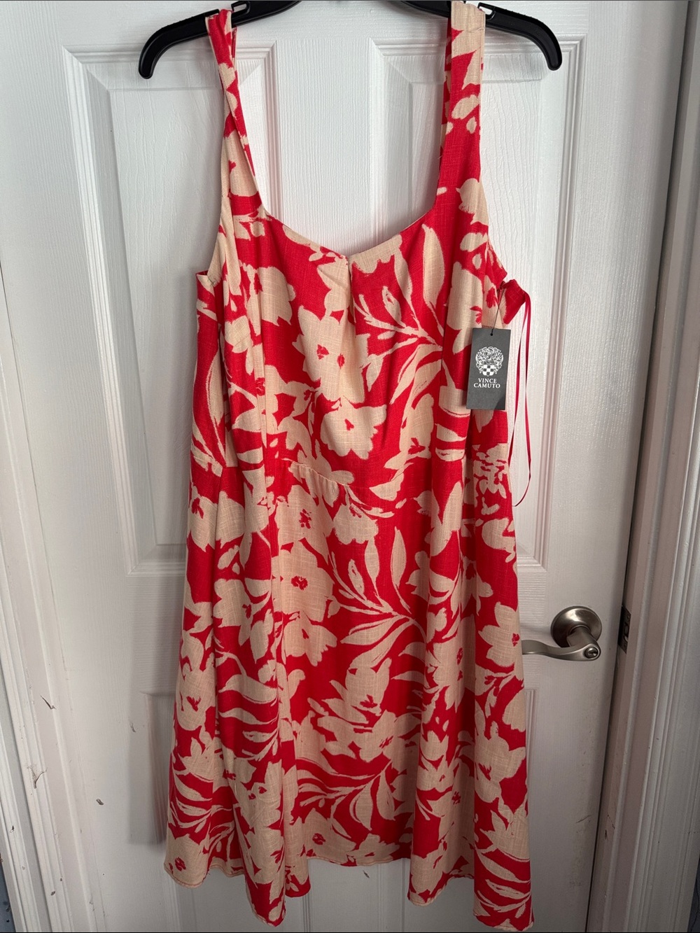 Vince Camuto coral and Cream Floral Midi Dress